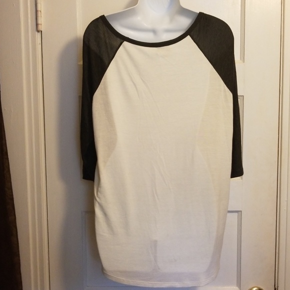 Roller Skating Tshirt - Picture 5 of 6